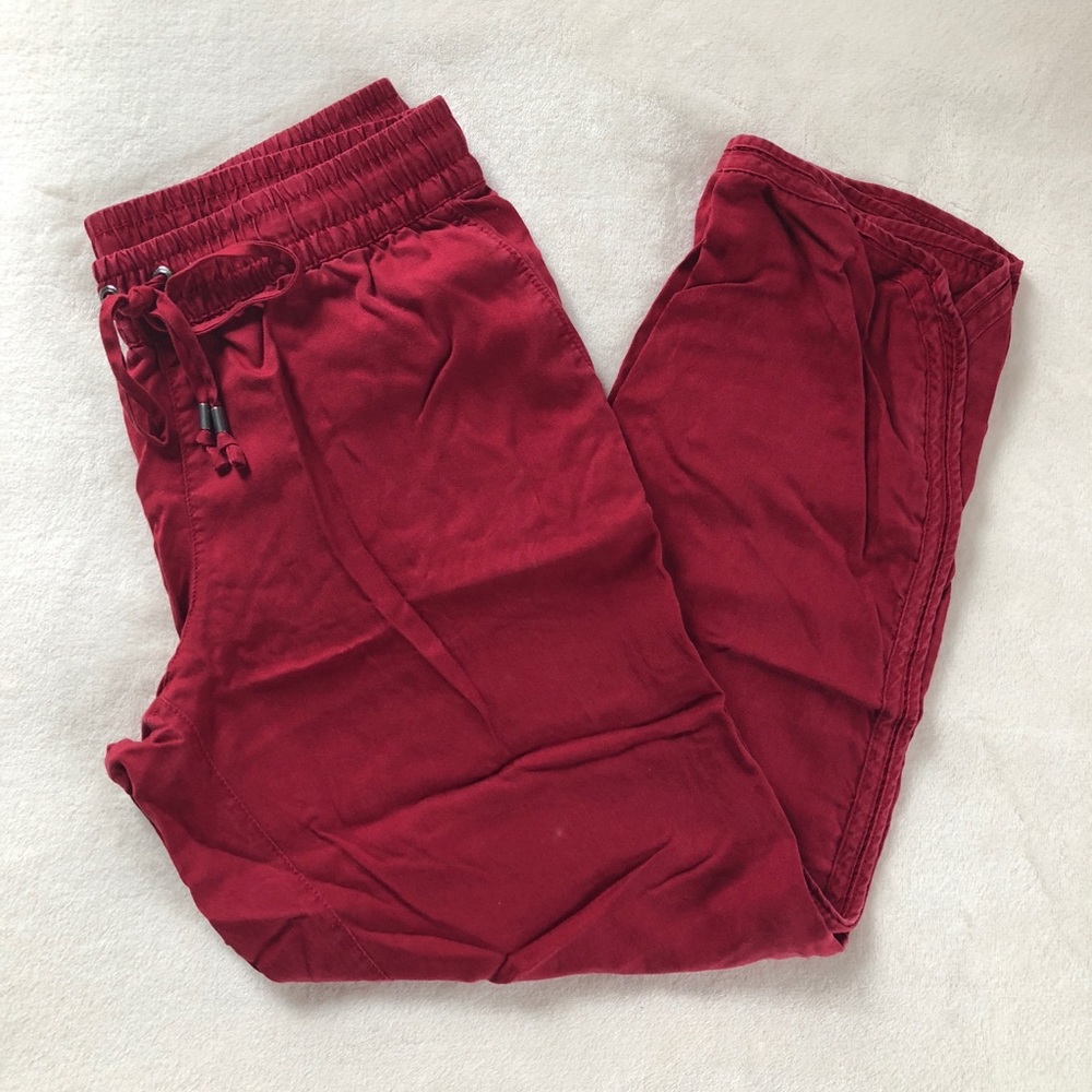 Lands’ End Red Loose Ankle Pants✨